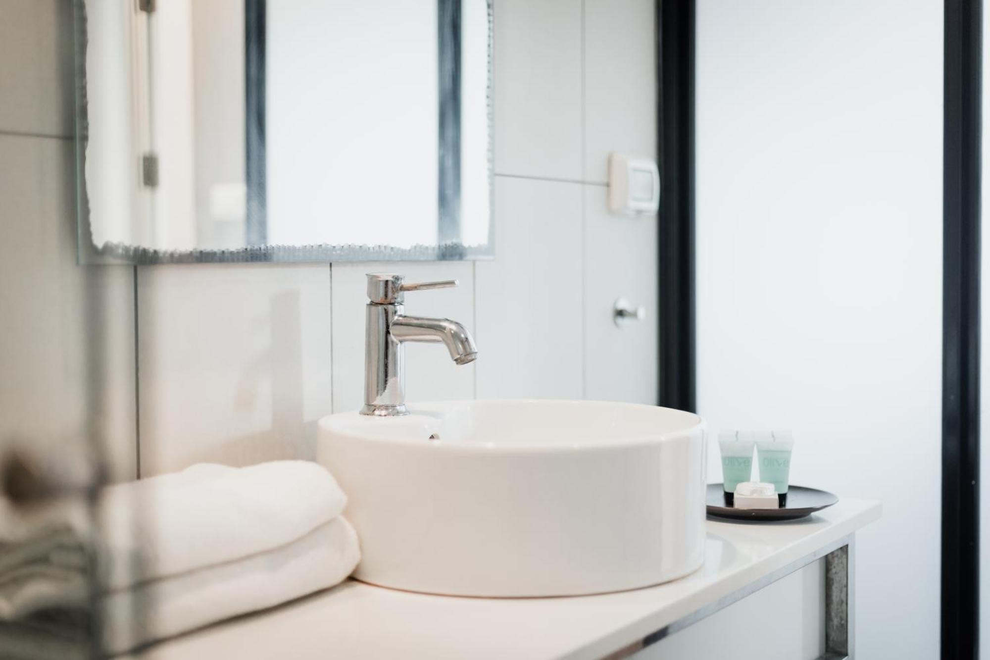 Olive Arena Boutique&Business Hotel-By Ran Hotels Nahariya Værelse billede